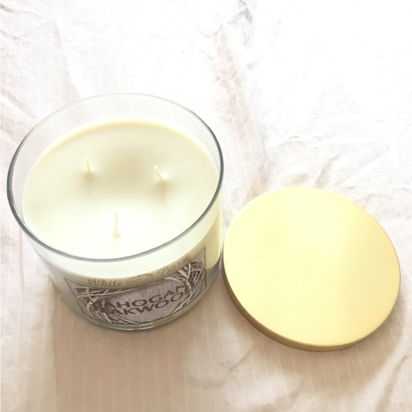 Bath and Body Works White Barn Mahogany Teakwood Three Wick Candle NWT - Picture 2 of 5